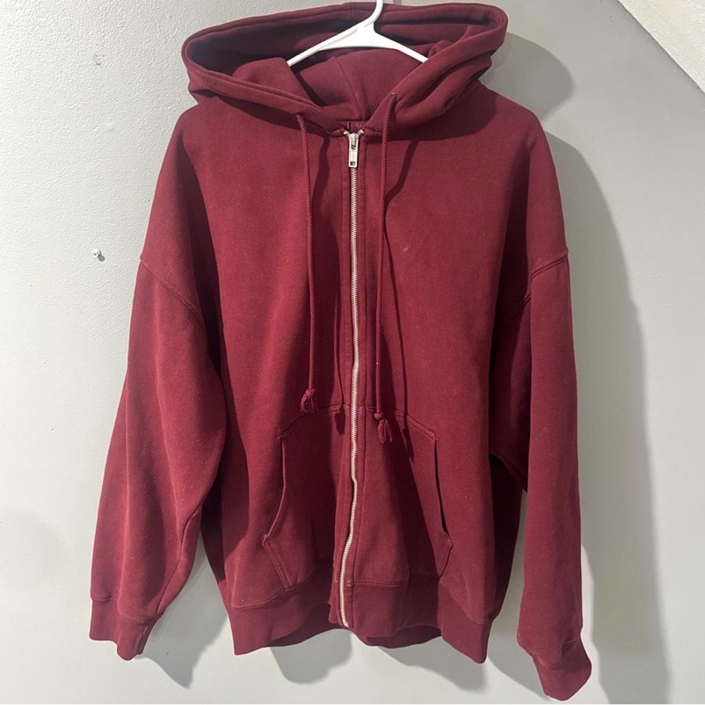 Brandy Melville Maroon zip up